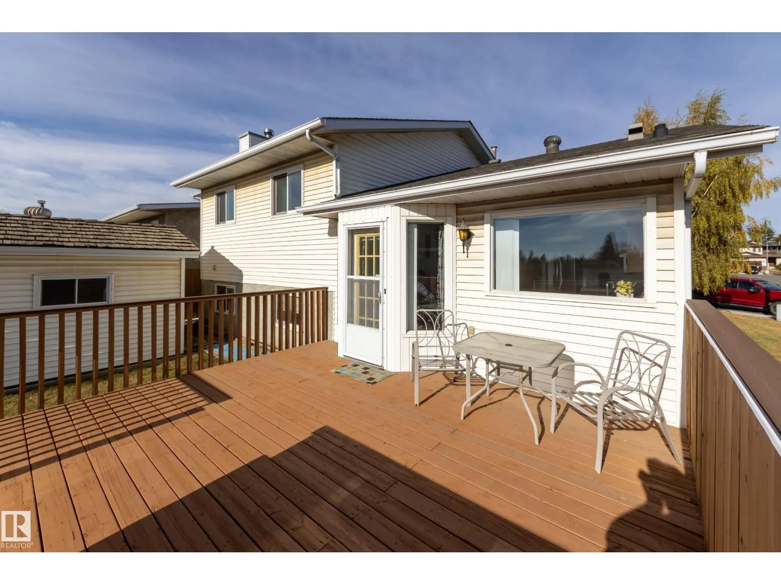 10315 154 AV NW