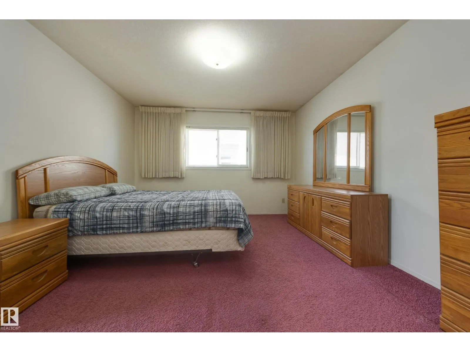 10315 154 AV NW