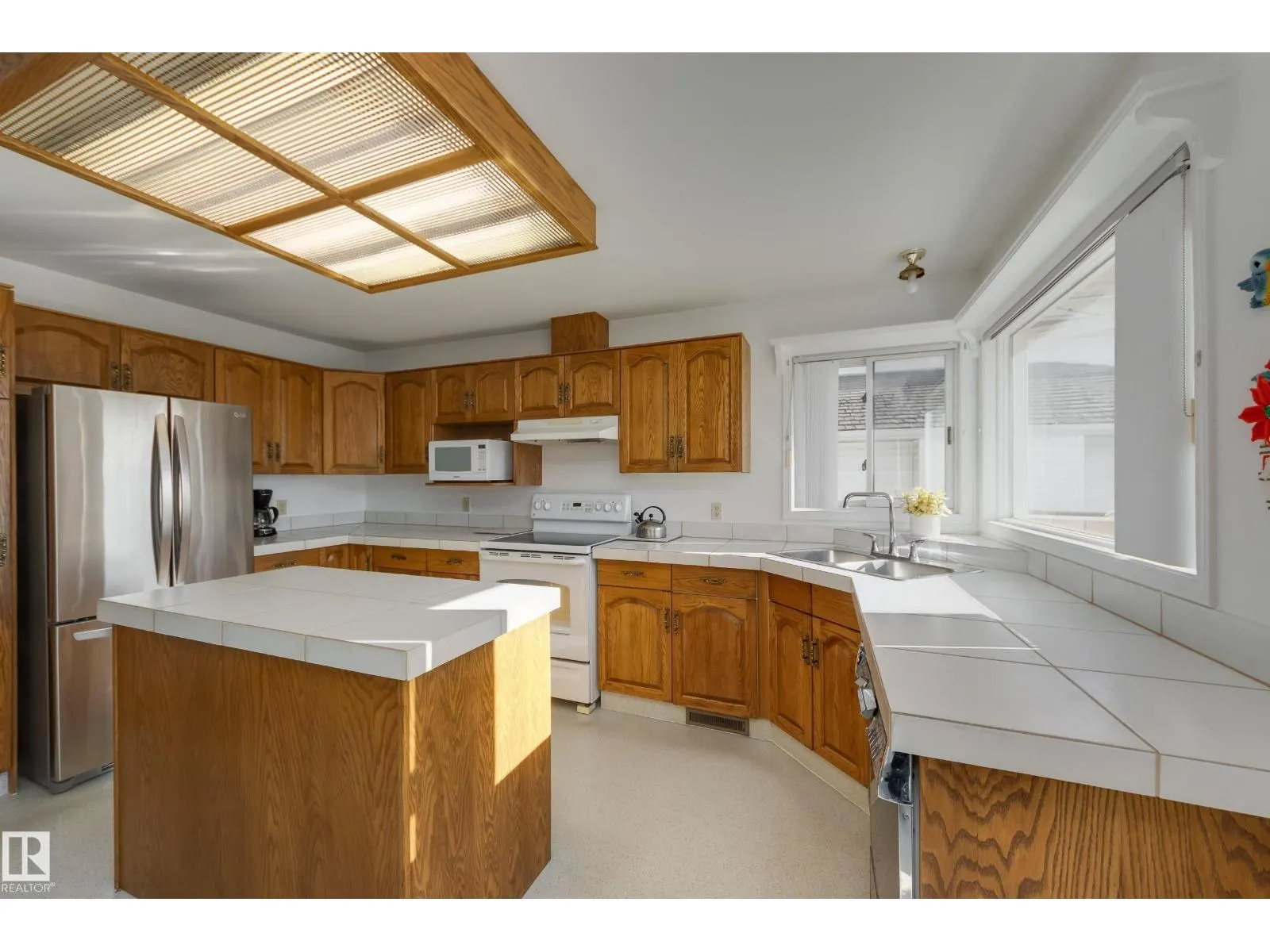 10315 154 AV NW