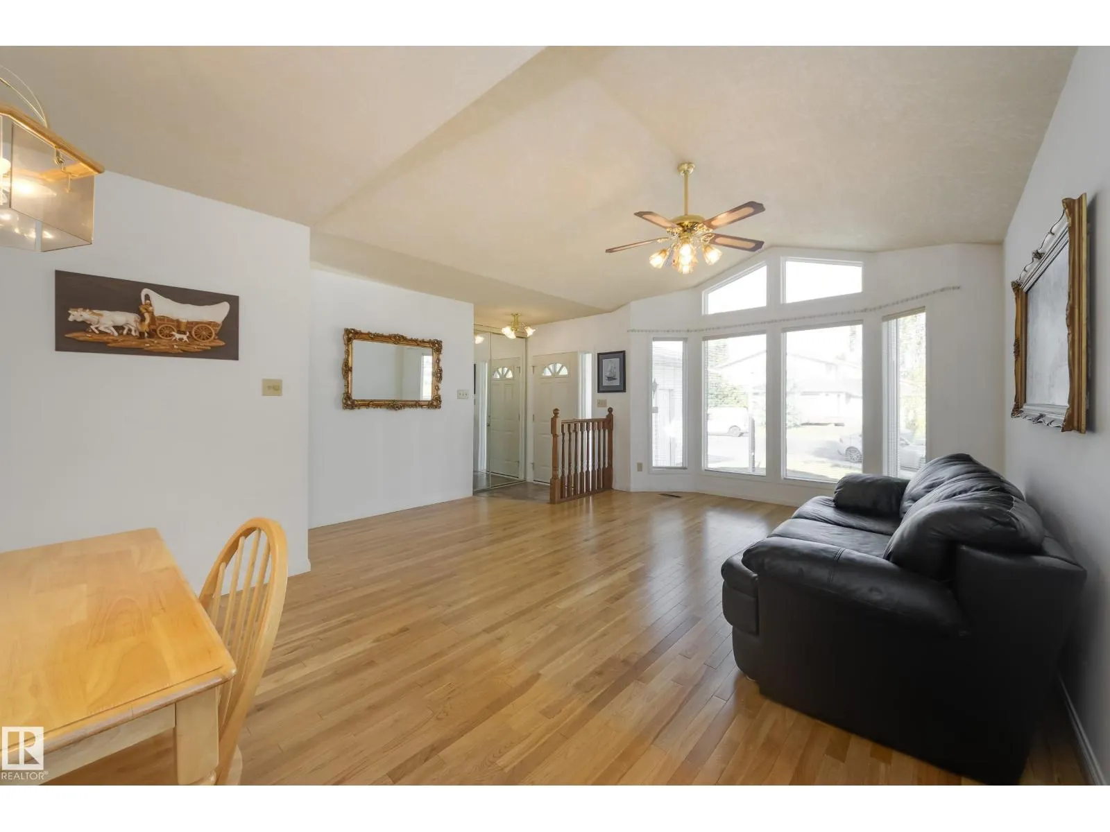 10315 154 AV NW