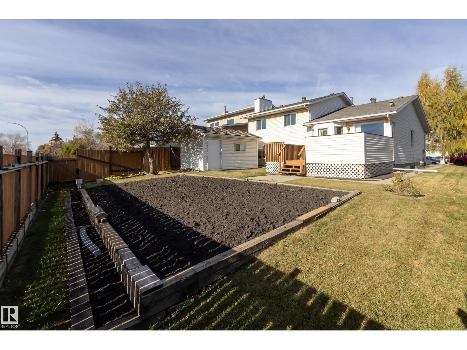 10315 154 AV NW