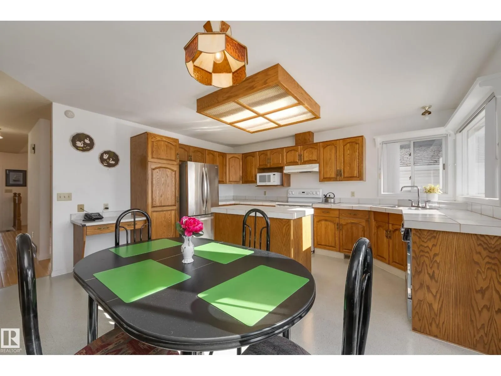 10315 154 AV NW