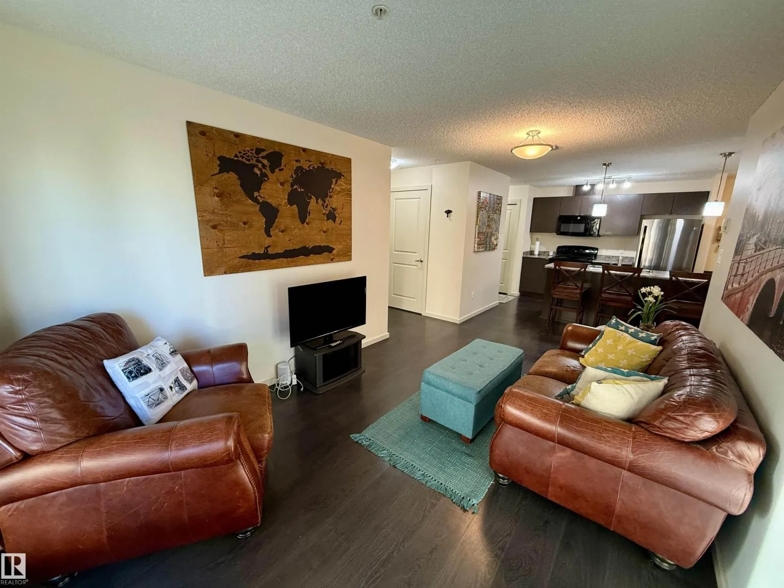 #202 340 WINDERMERE RD NW