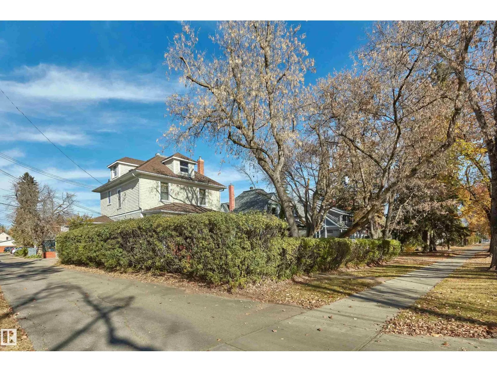 12614 106 AV NW