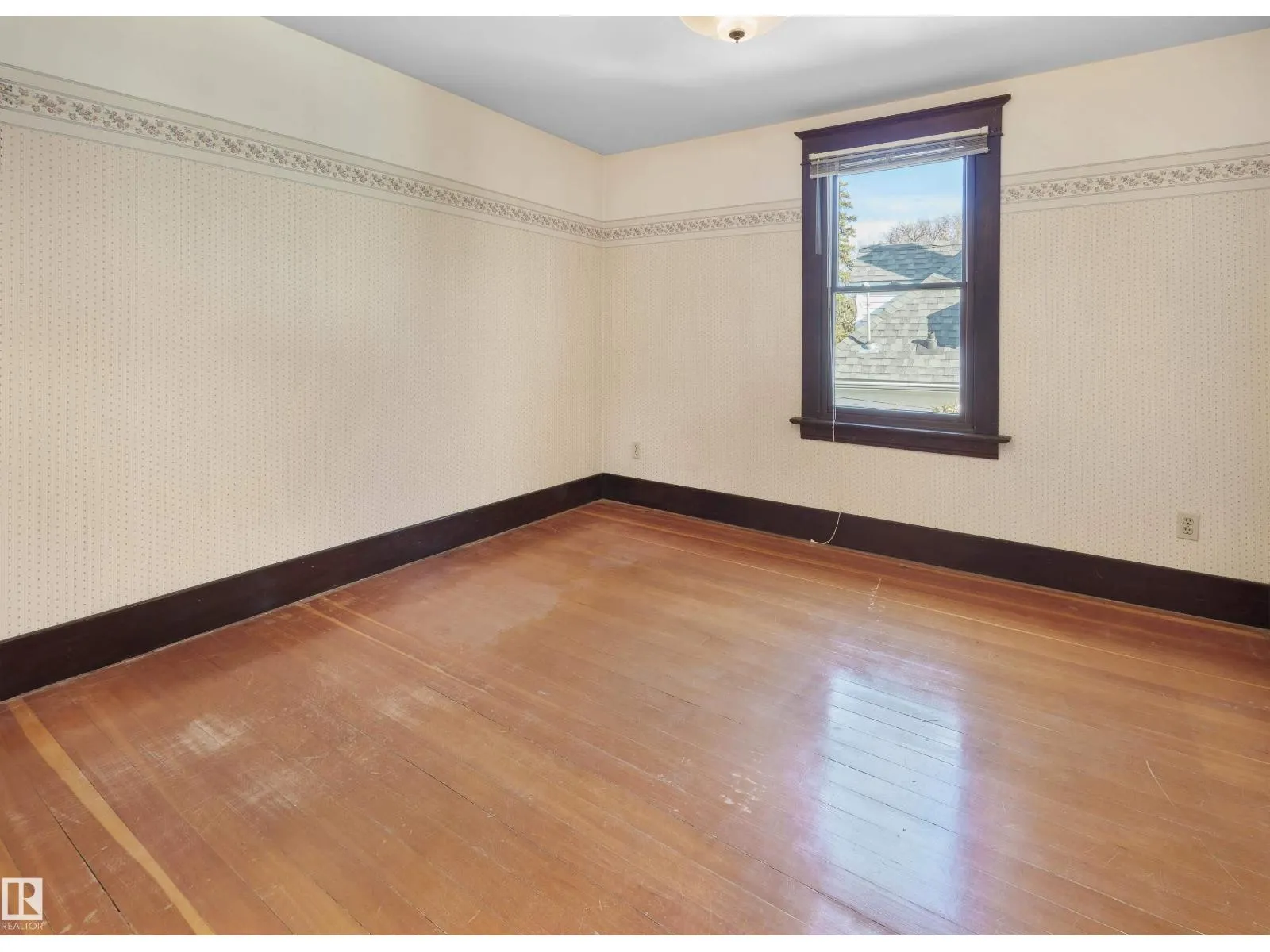 12614 106 AV NW