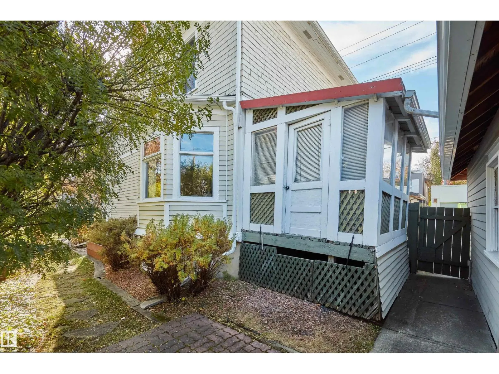 12614 106 AV NW