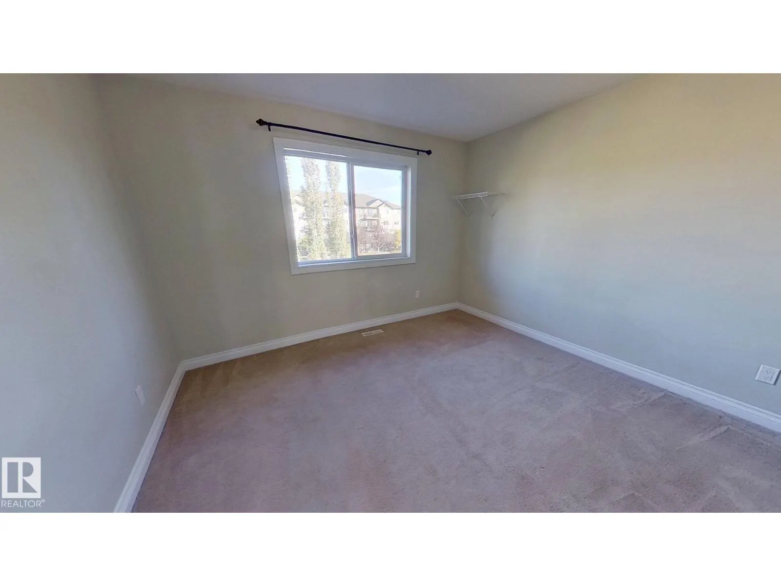 3236 17B AV NW