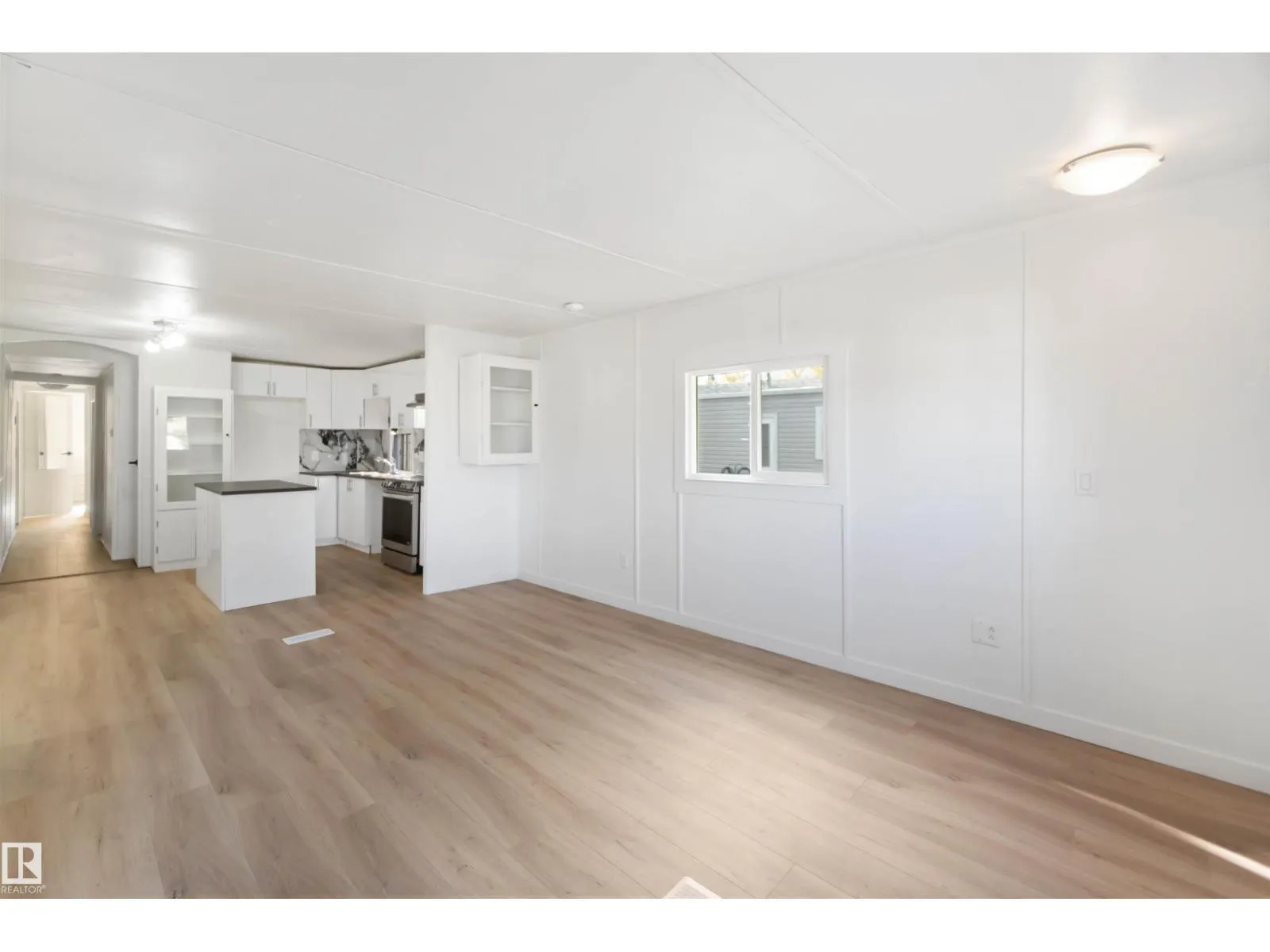#118 305 Calahoo RD