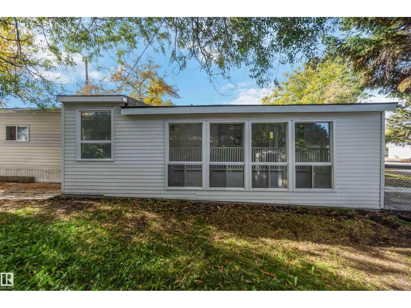 #118 305 Calahoo RD