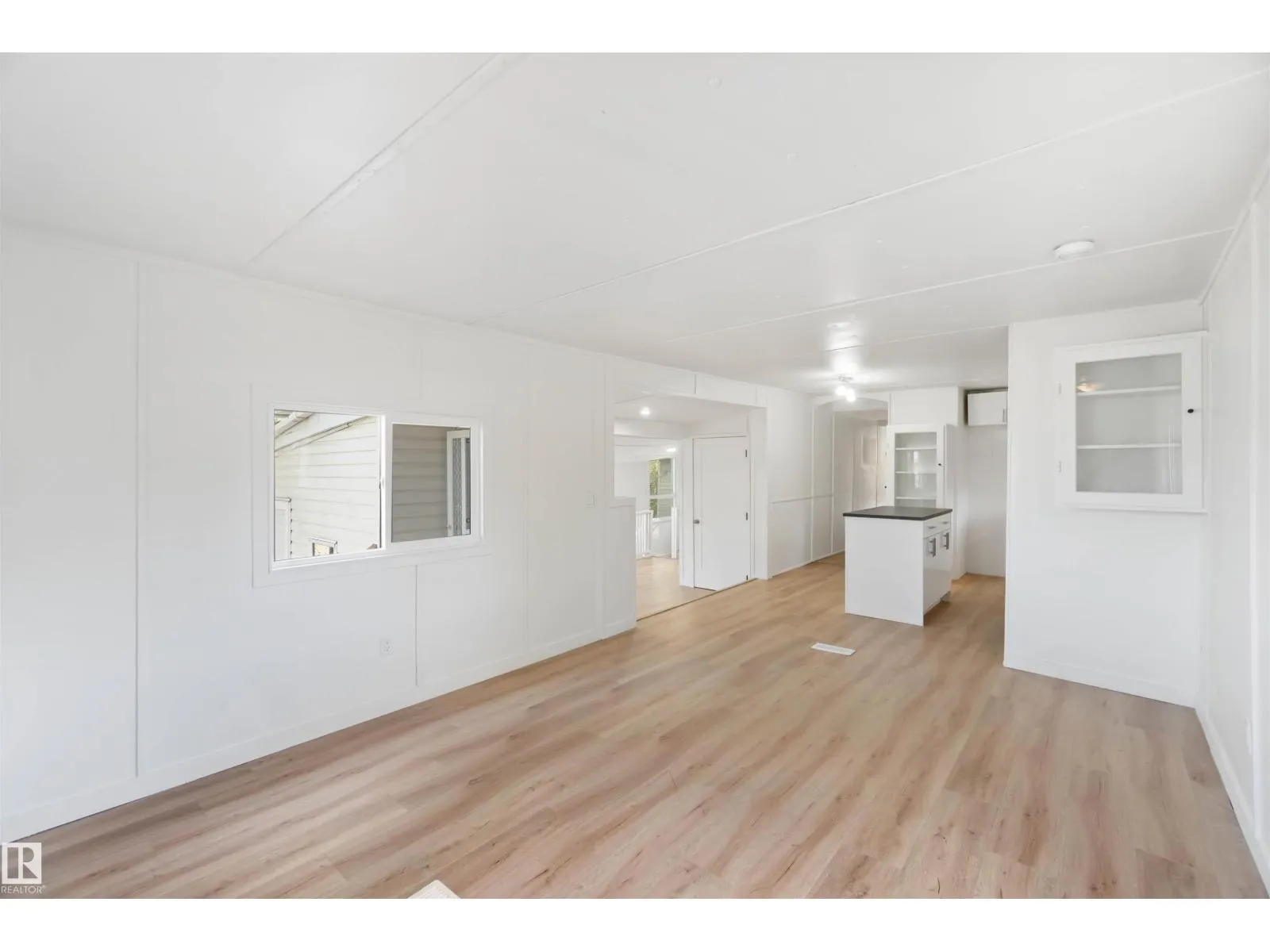 #118 305 Calahoo RD