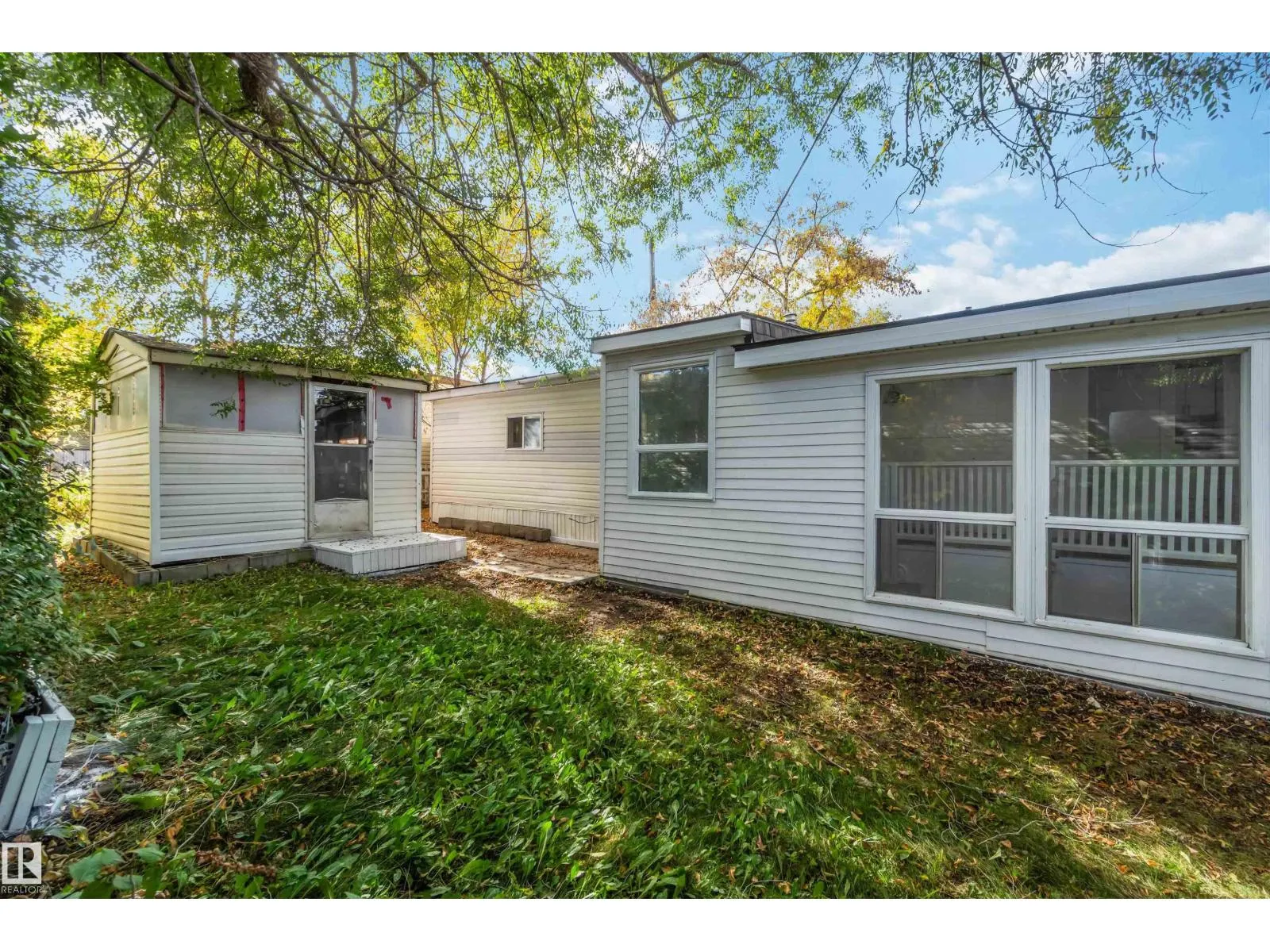 #118 305 Calahoo RD