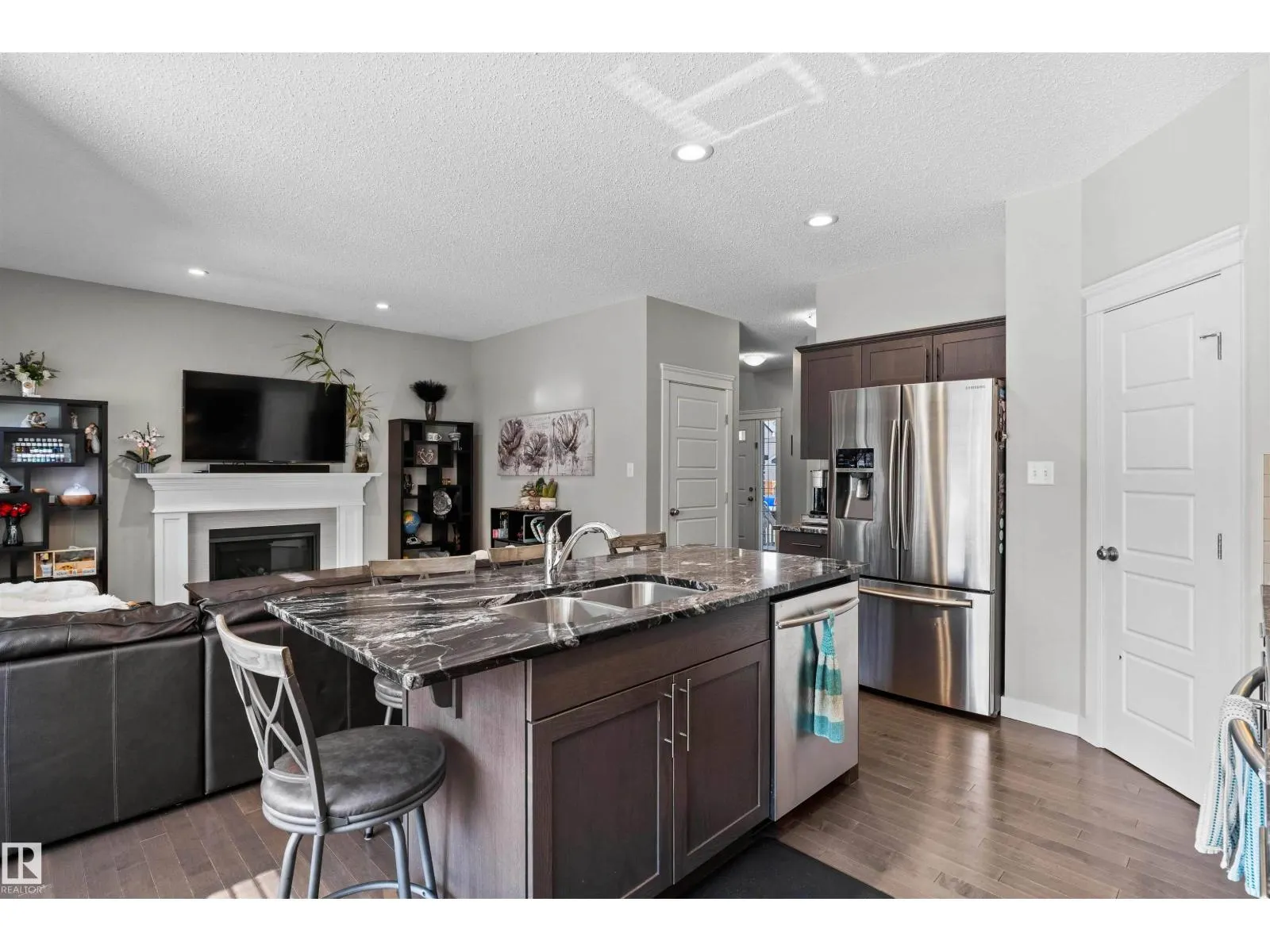 3815 170 AV NW