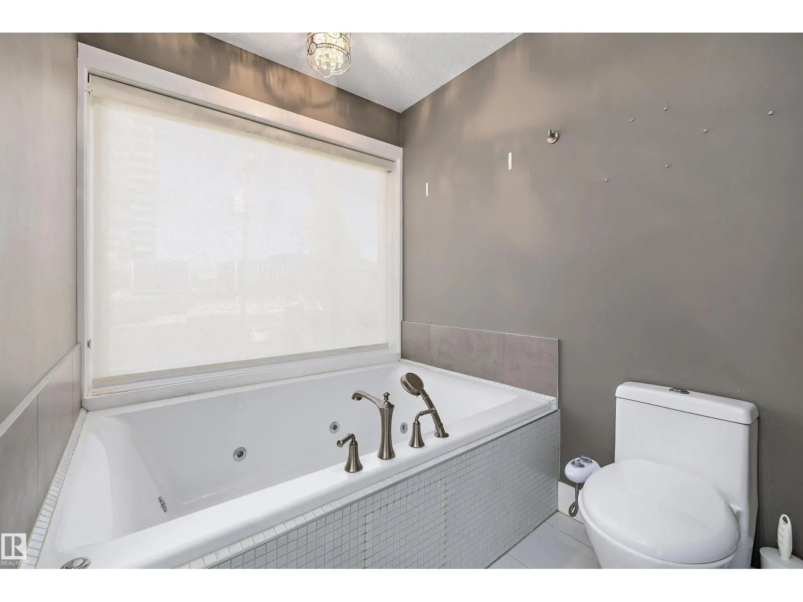 14026 101A AV NW