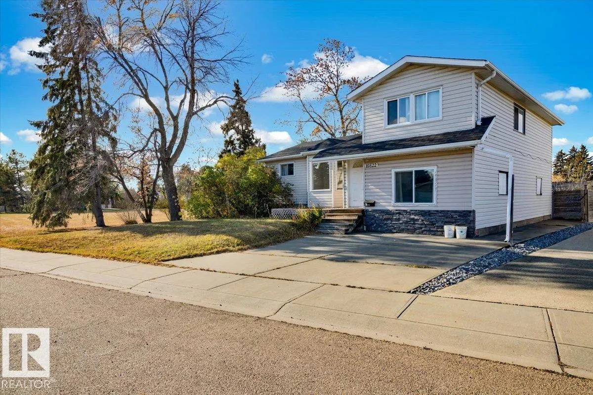 10522 161 ST NW