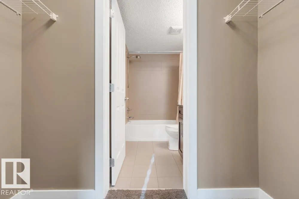#403 11803 22 AV SW