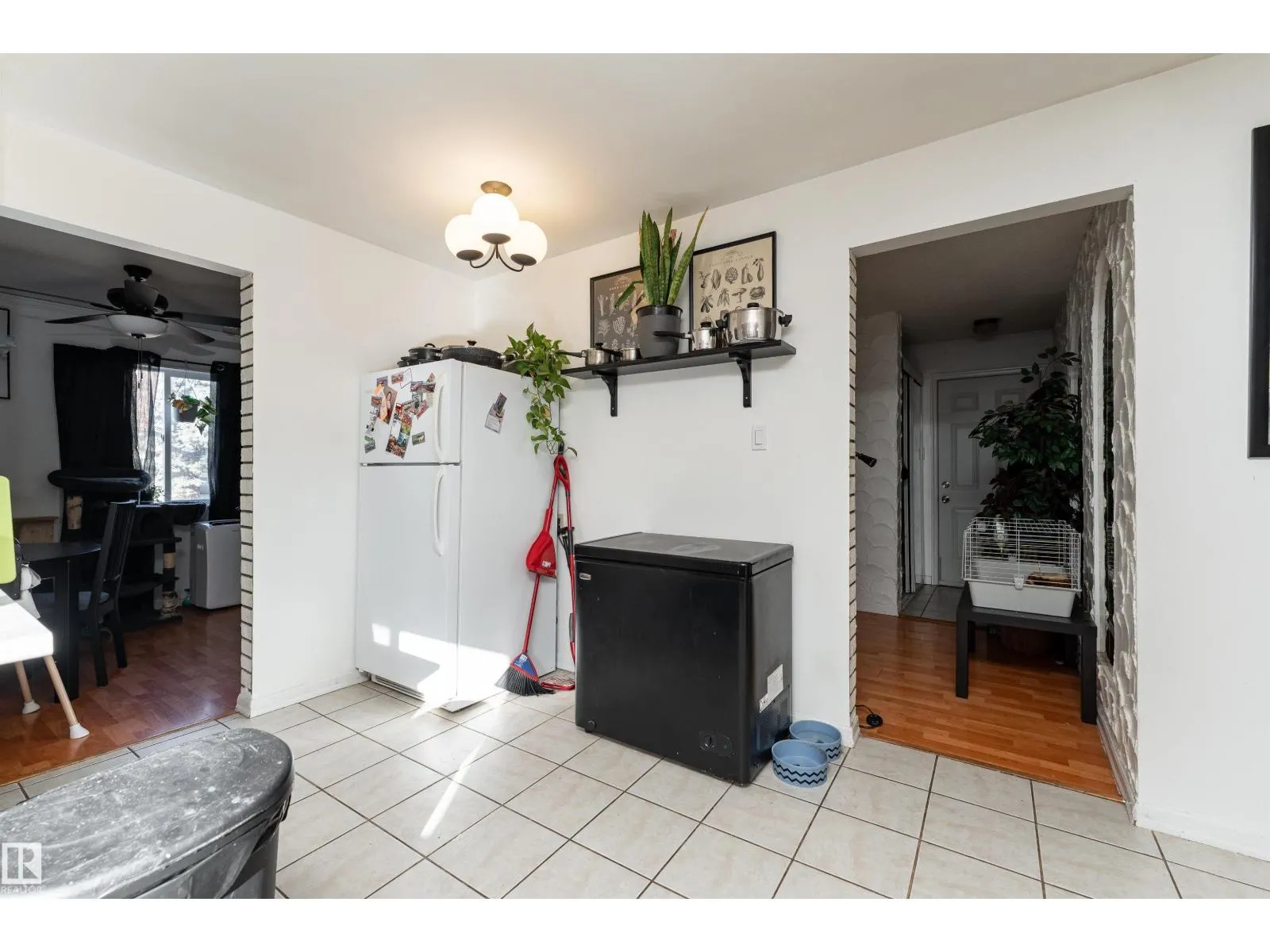 8207 169 ST NW