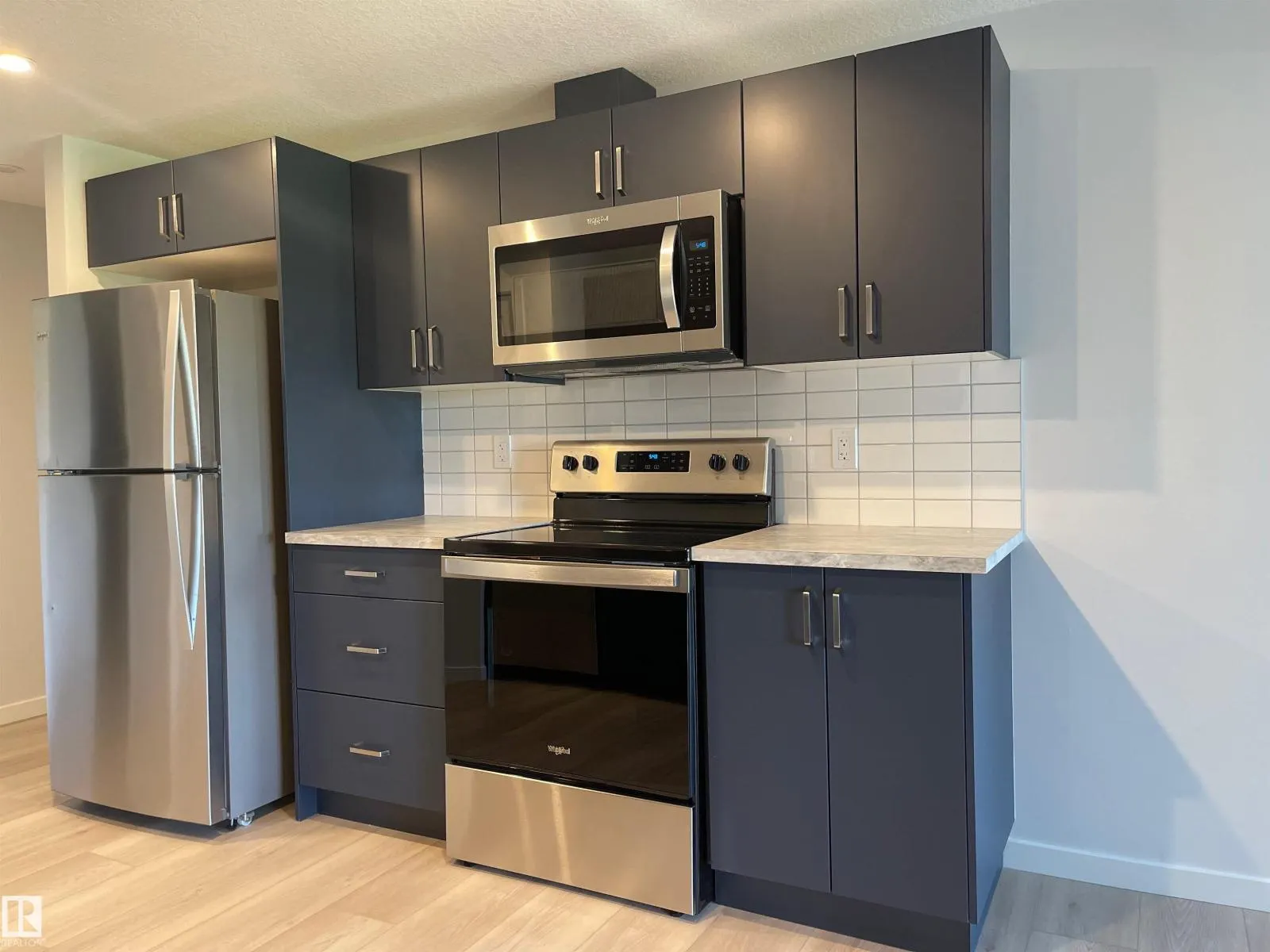 20309 25A AV NW
