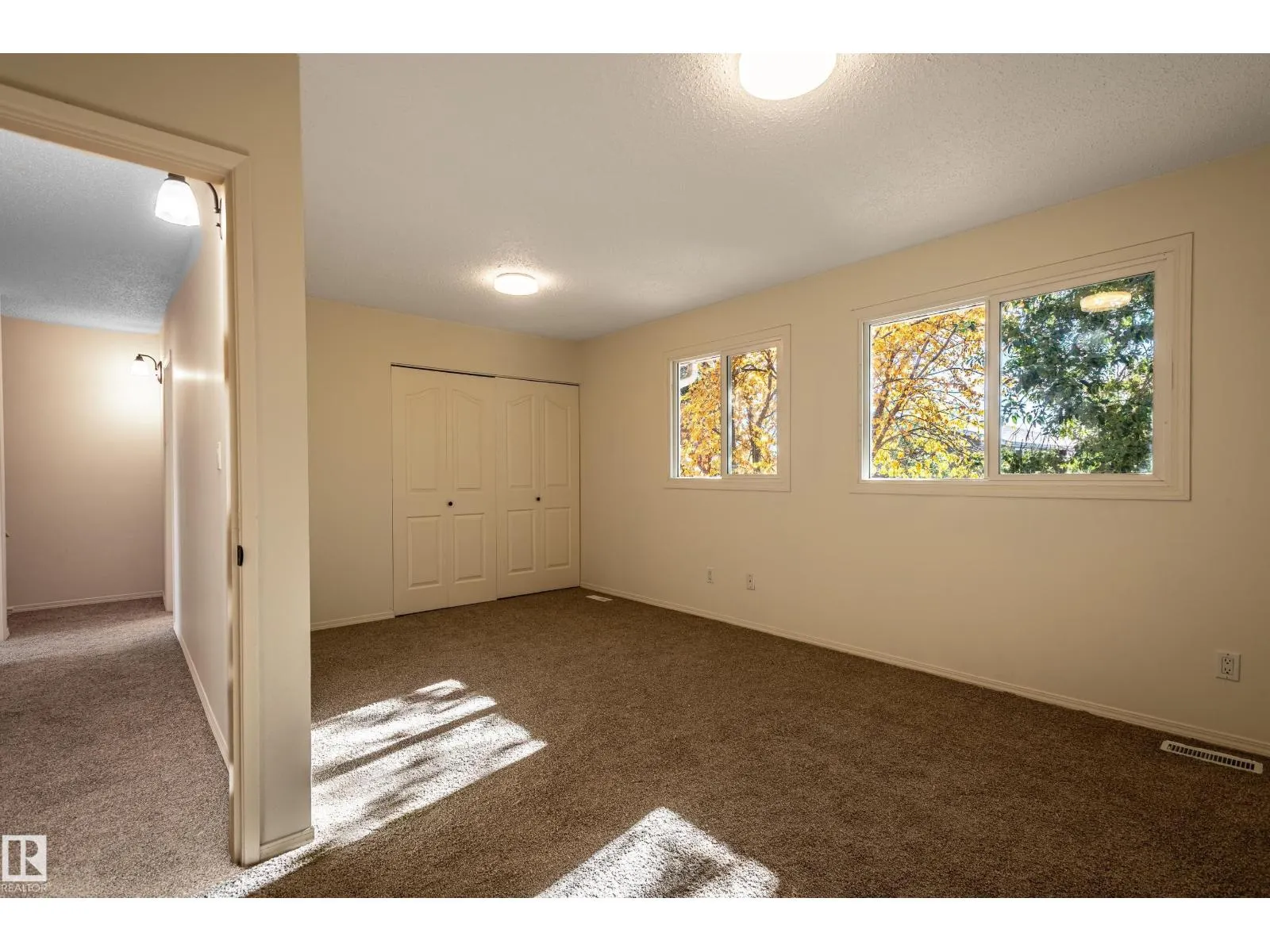 13341 47 ST NW