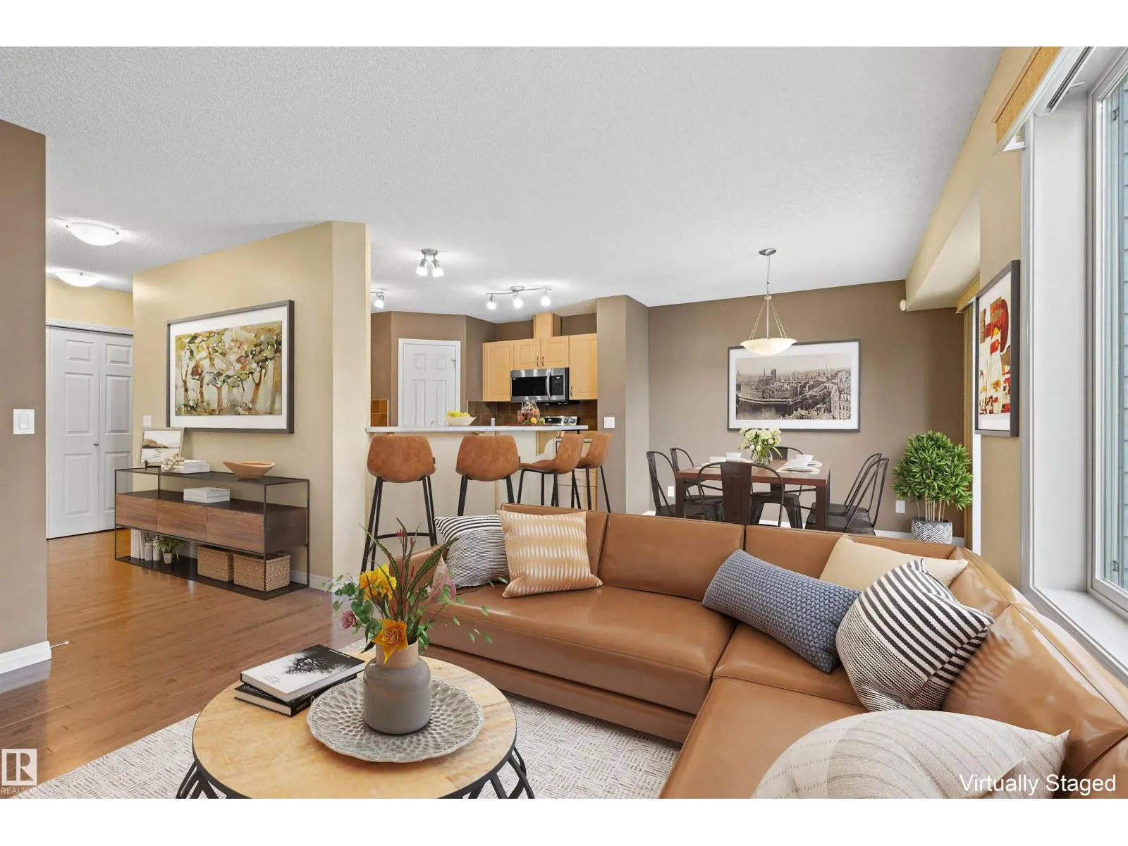 #63 1128 156 ST NW