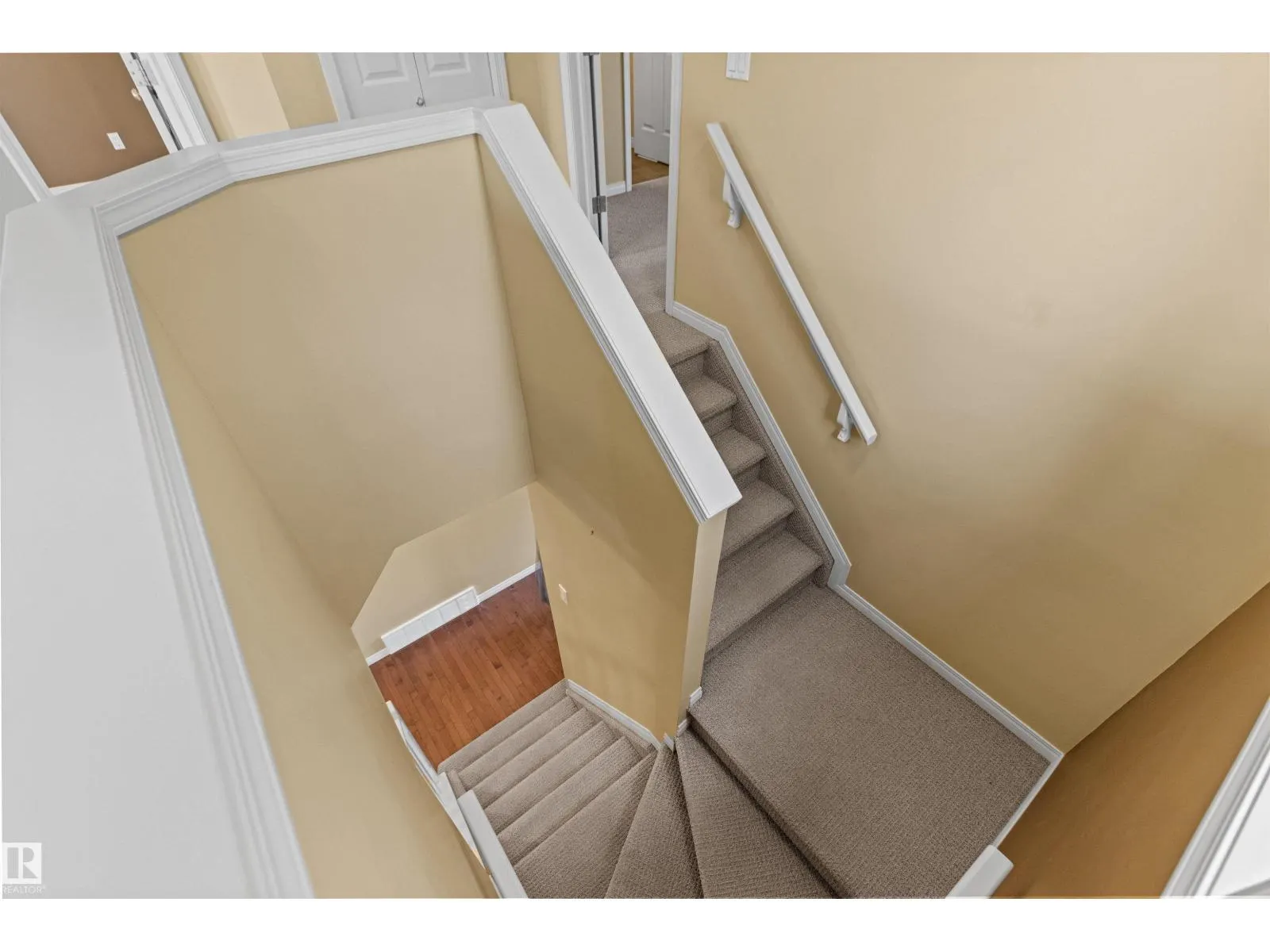 #63 1128 156 ST NW