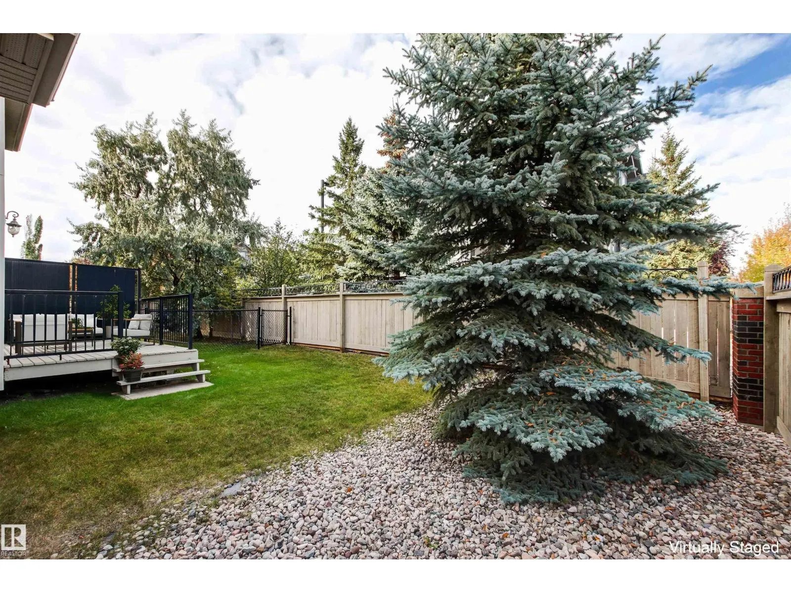 #63 1128 156 ST NW