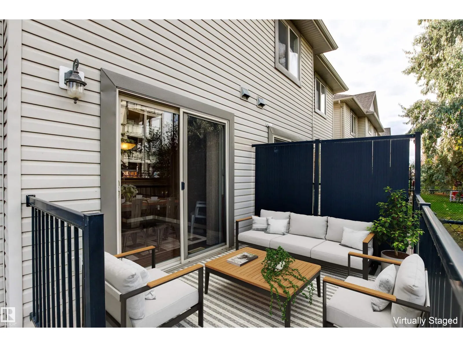 #63 1128 156 ST NW