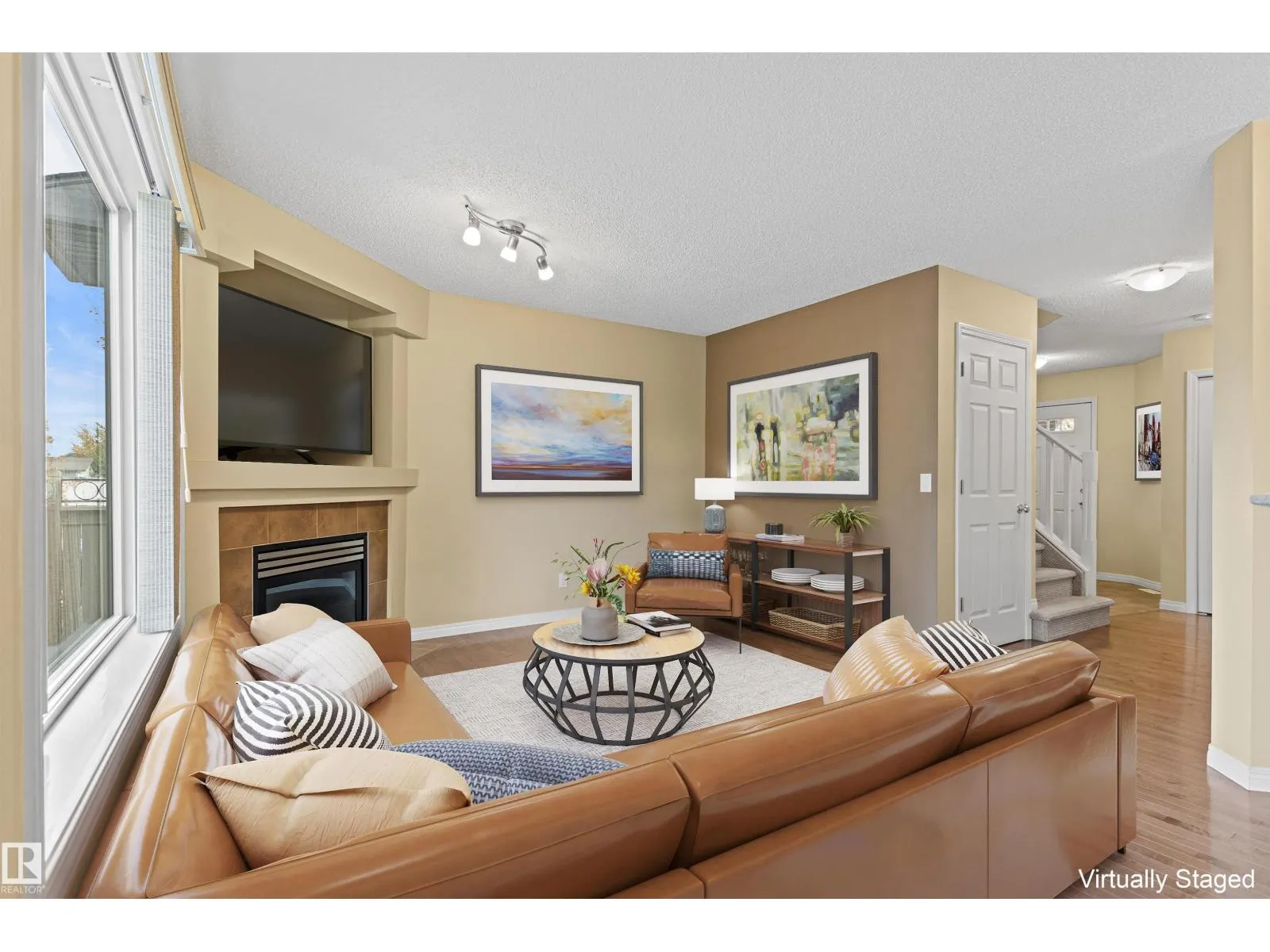 #63 1128 156 ST NW