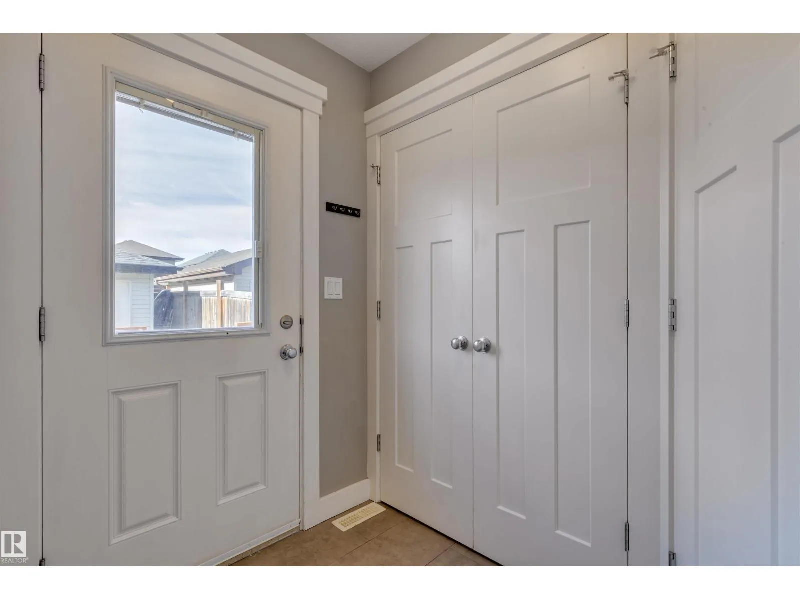 124 ALLARD WY