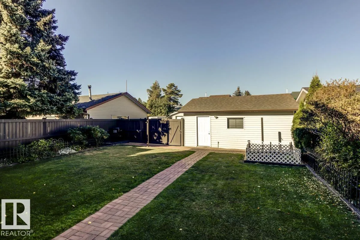 17920 76 AV NW