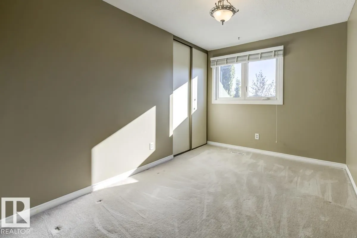 17920 76 AV NW