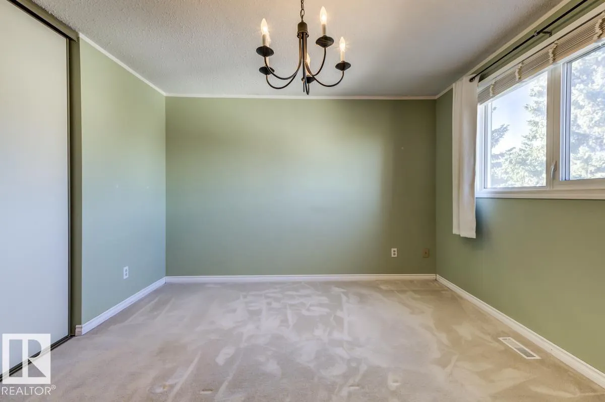 17920 76 AV NW