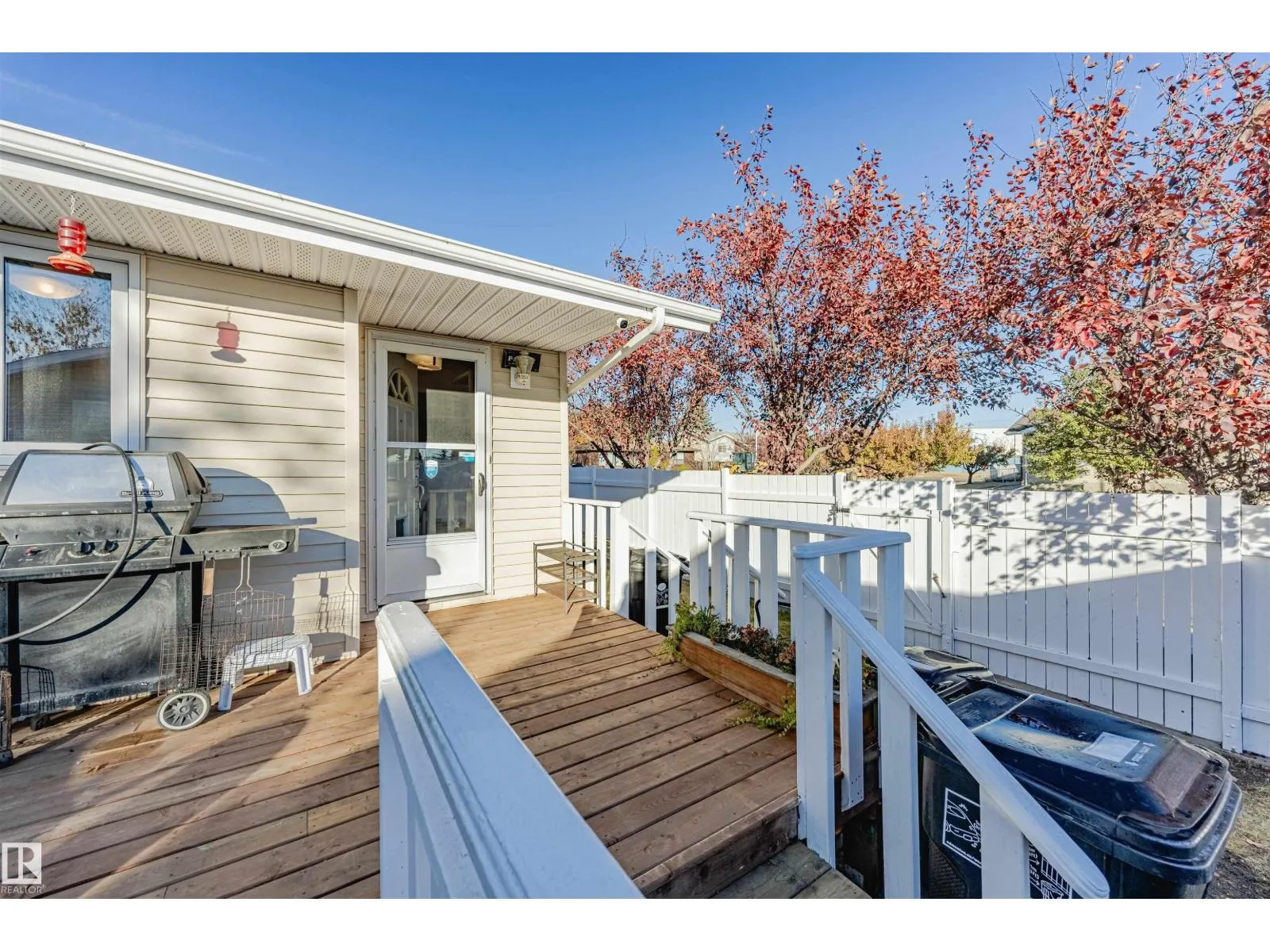 15 WILLIAM HUSTLER CR NW NW