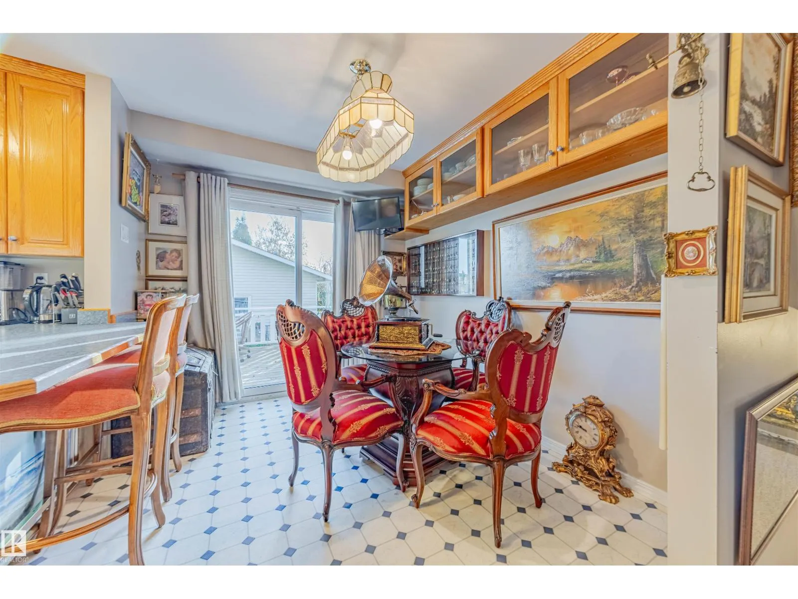 15 WILLIAM HUSTLER CR NW NW