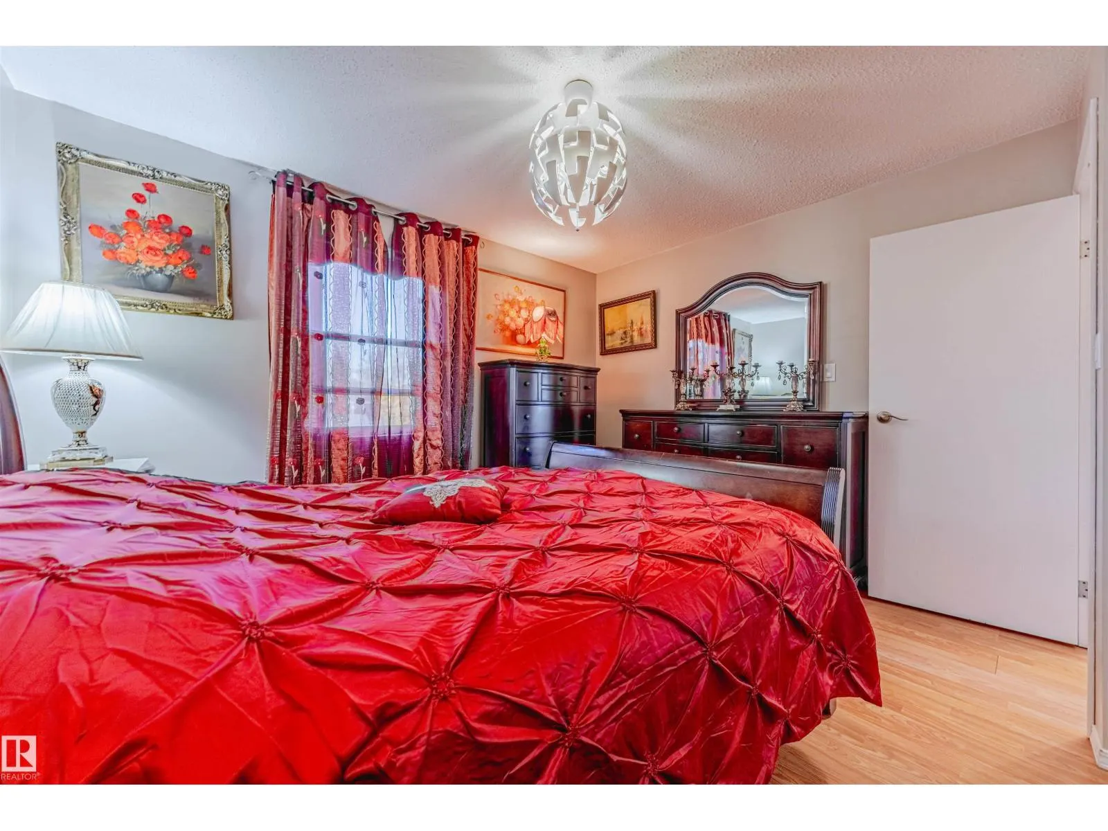 15 WILLIAM HUSTLER CR NW NW