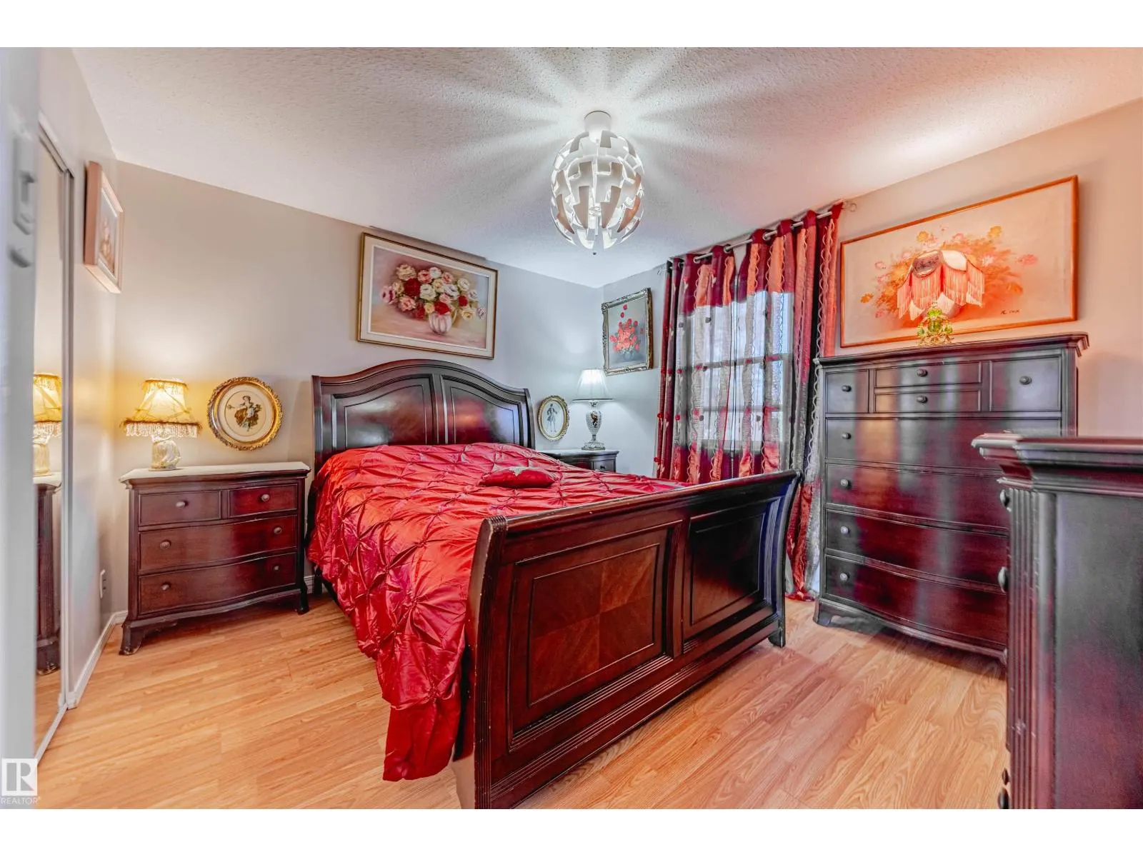 15 WILLIAM HUSTLER CR NW NW