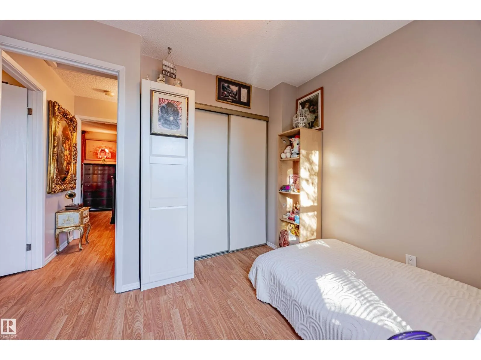 15 WILLIAM HUSTLER CR NW NW