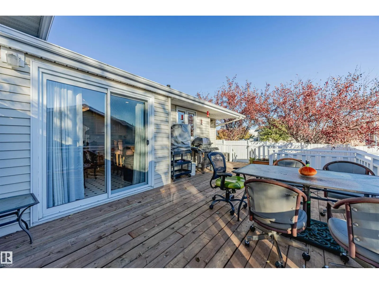 15 WILLIAM HUSTLER CR NW NW