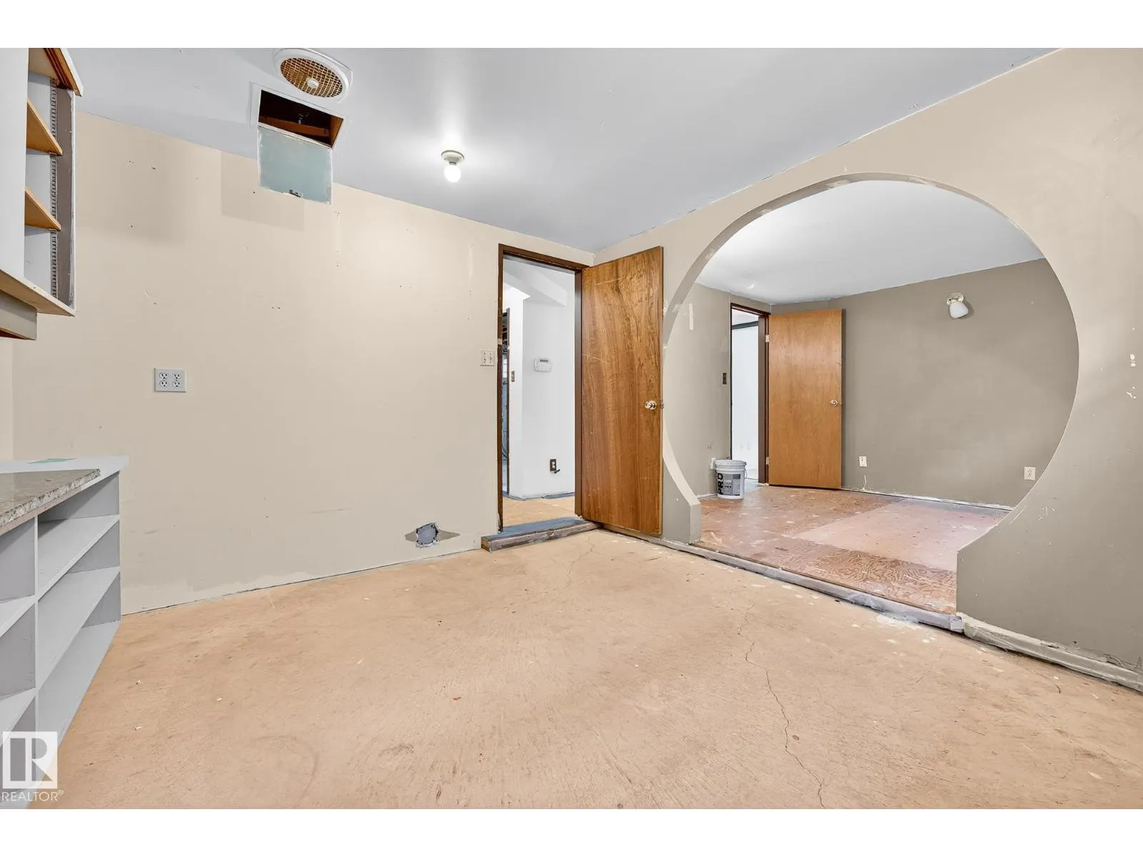 13932 117 AV NW