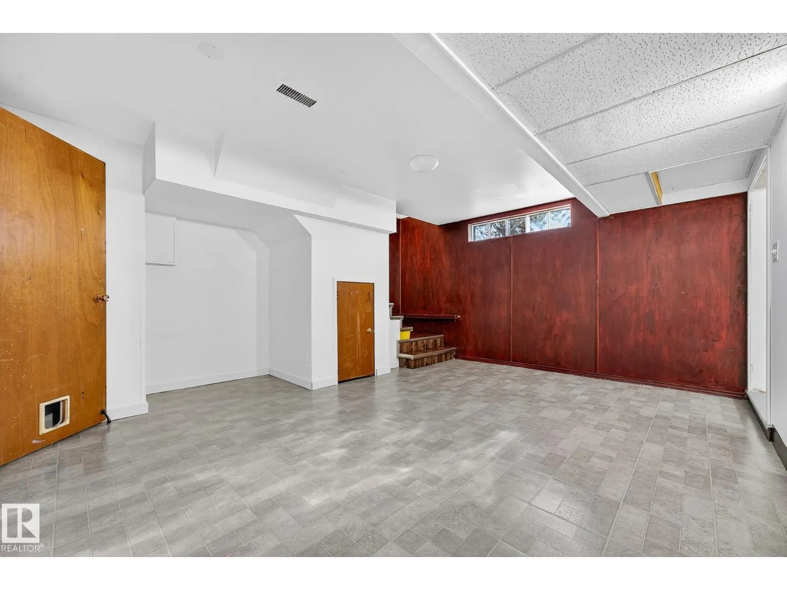13932 117 AV NW