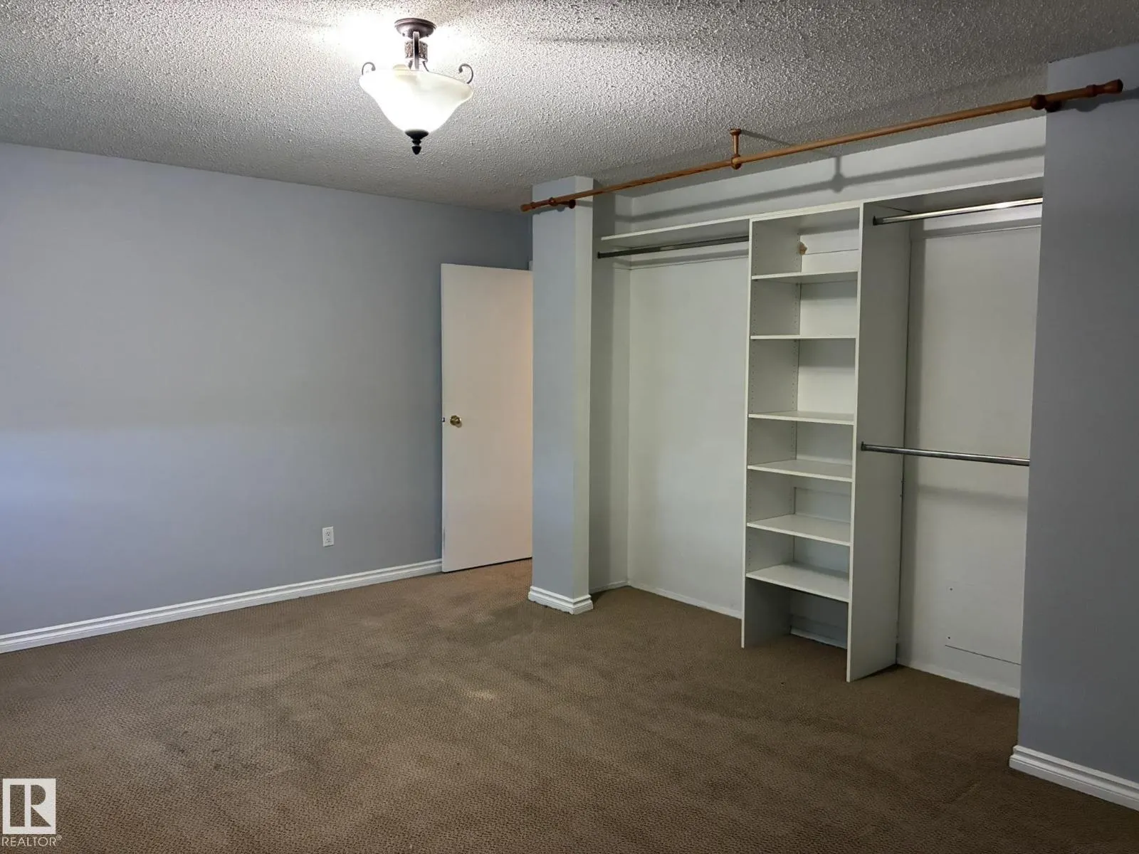 #17 10721 116 ST NW