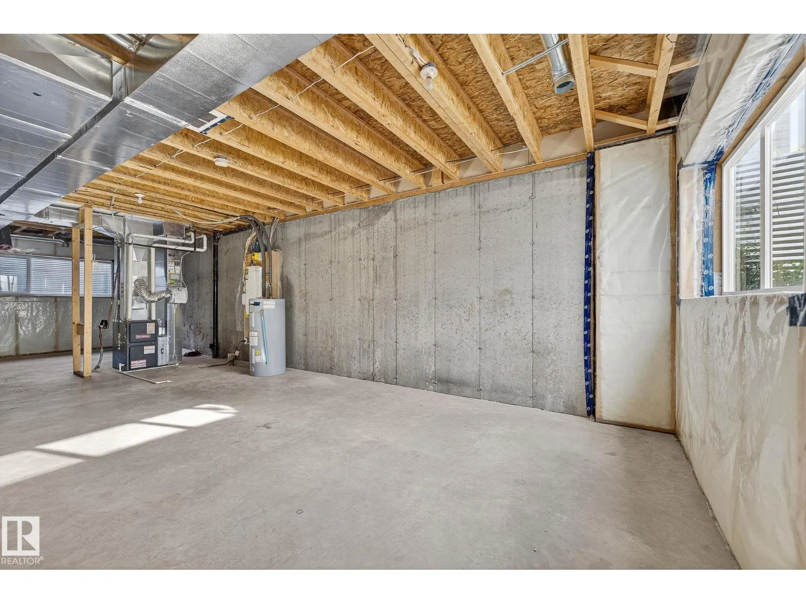 1077 Gault BV NW