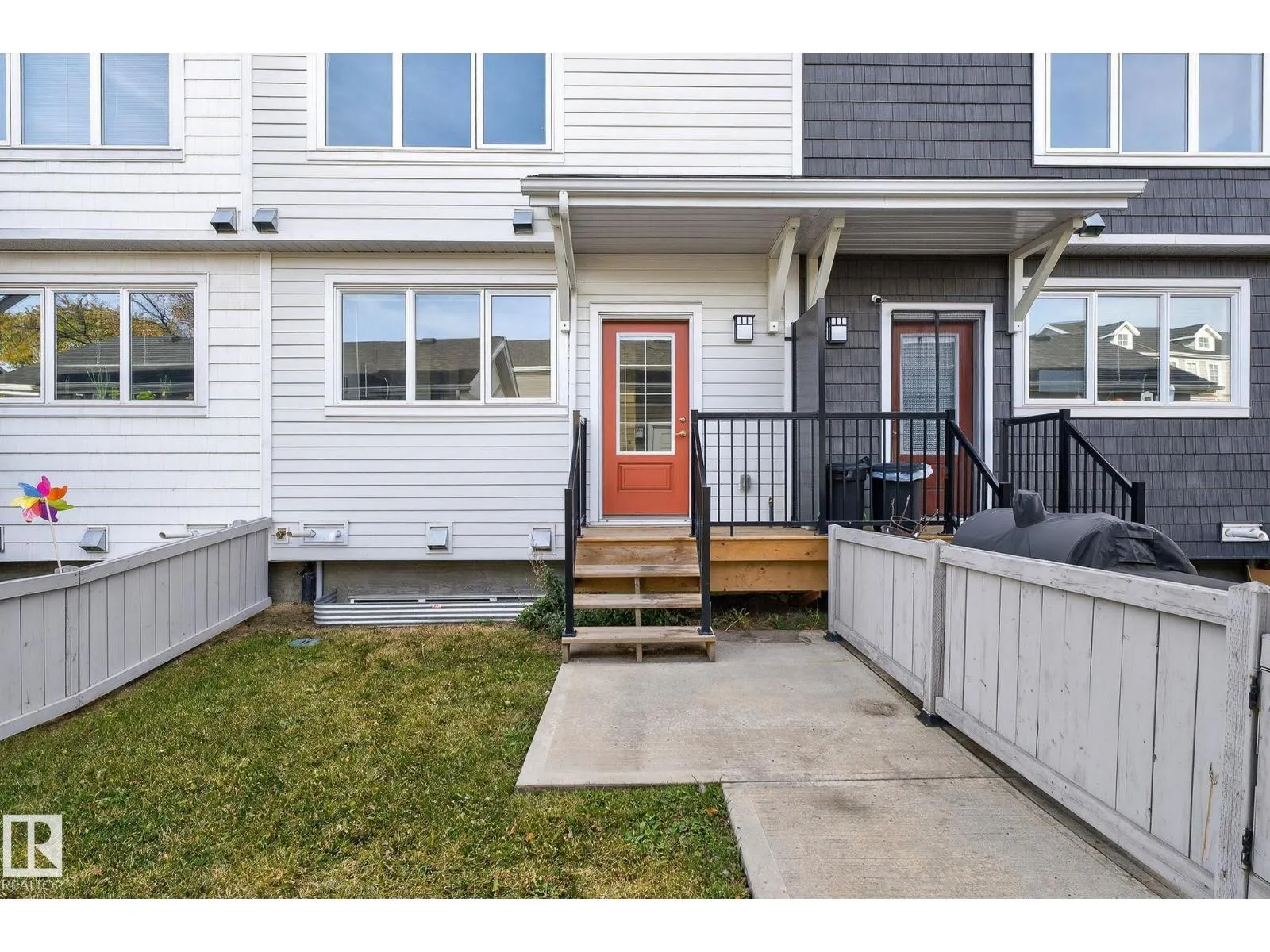 1077 Gault BV NW