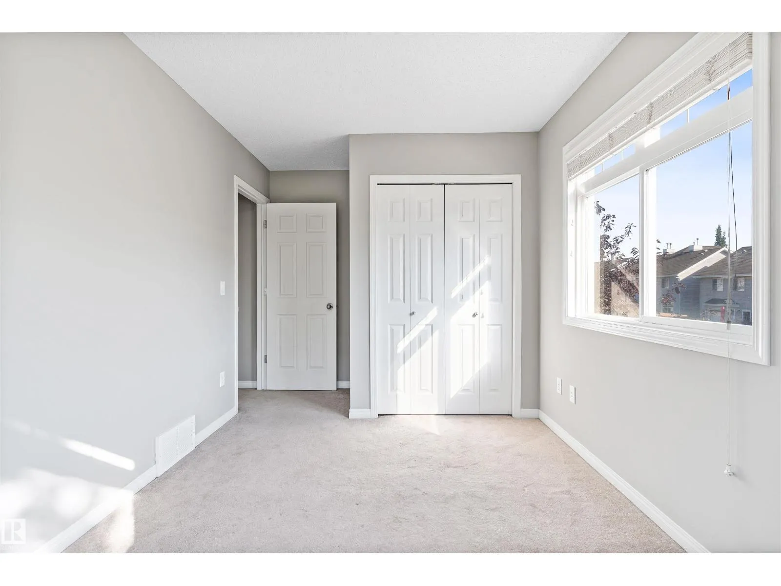 #154 1804 70 ST SW