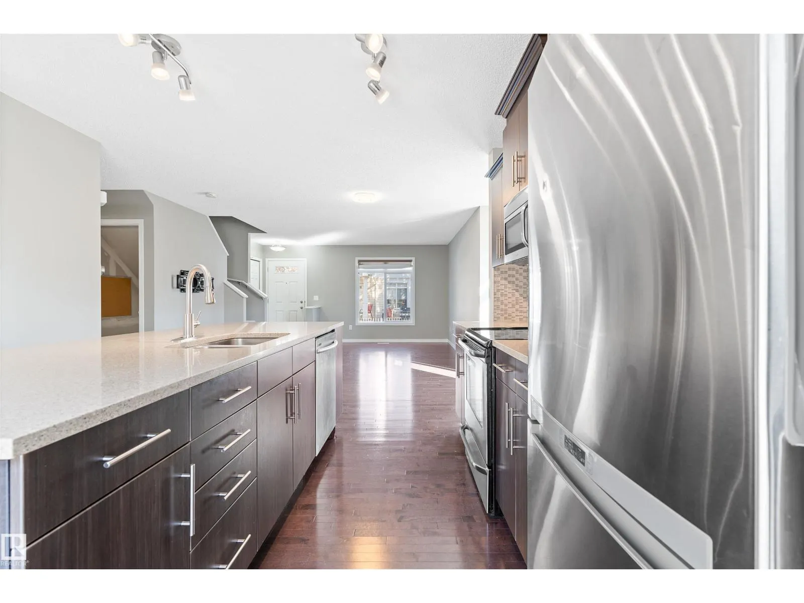 #154 1804 70 ST SW