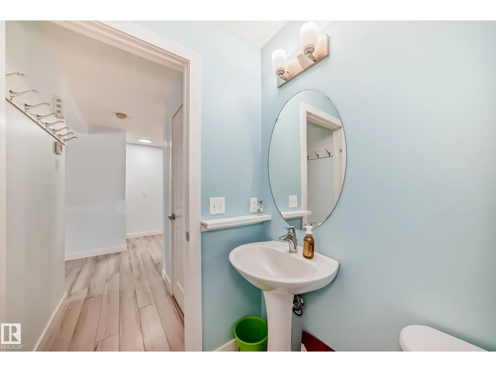 #49 165 Cy Becker BV NW NW