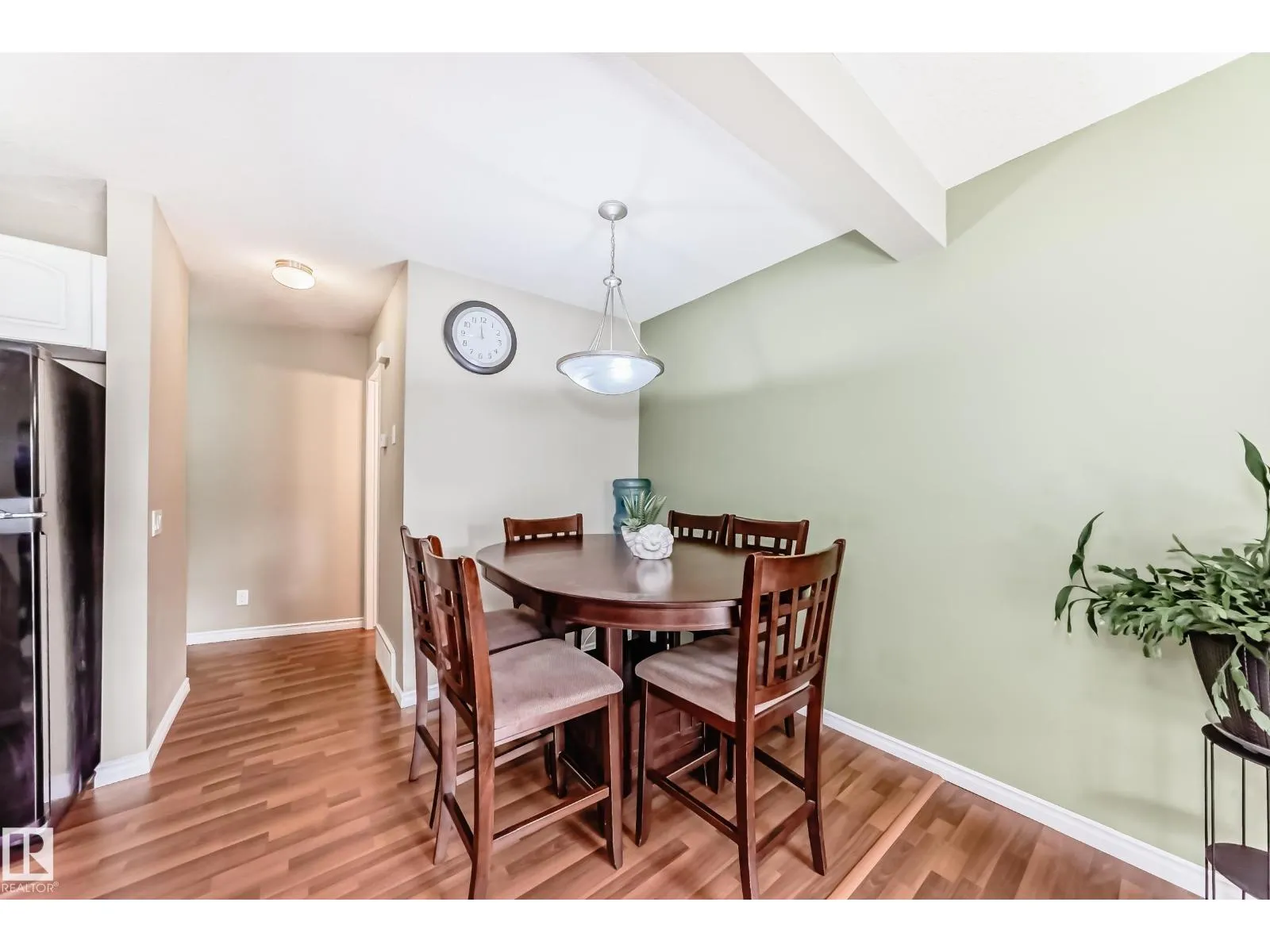 #72 230 EDWARDS DR SW