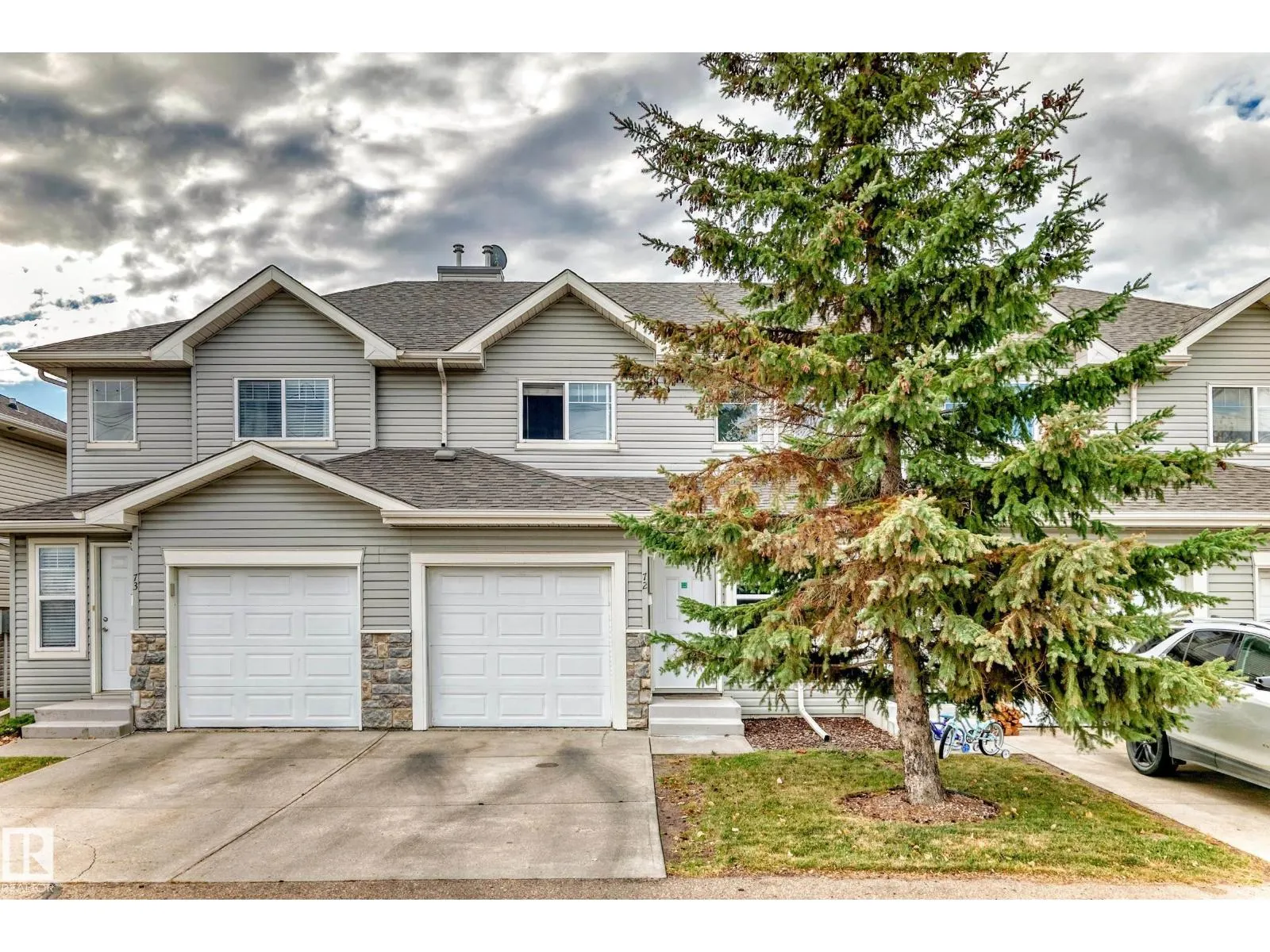 #72 230 EDWARDS DR SW