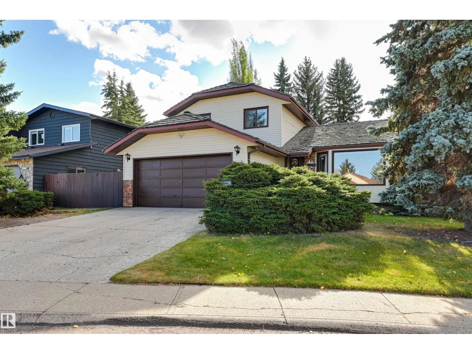 10463 21 AV NW NW