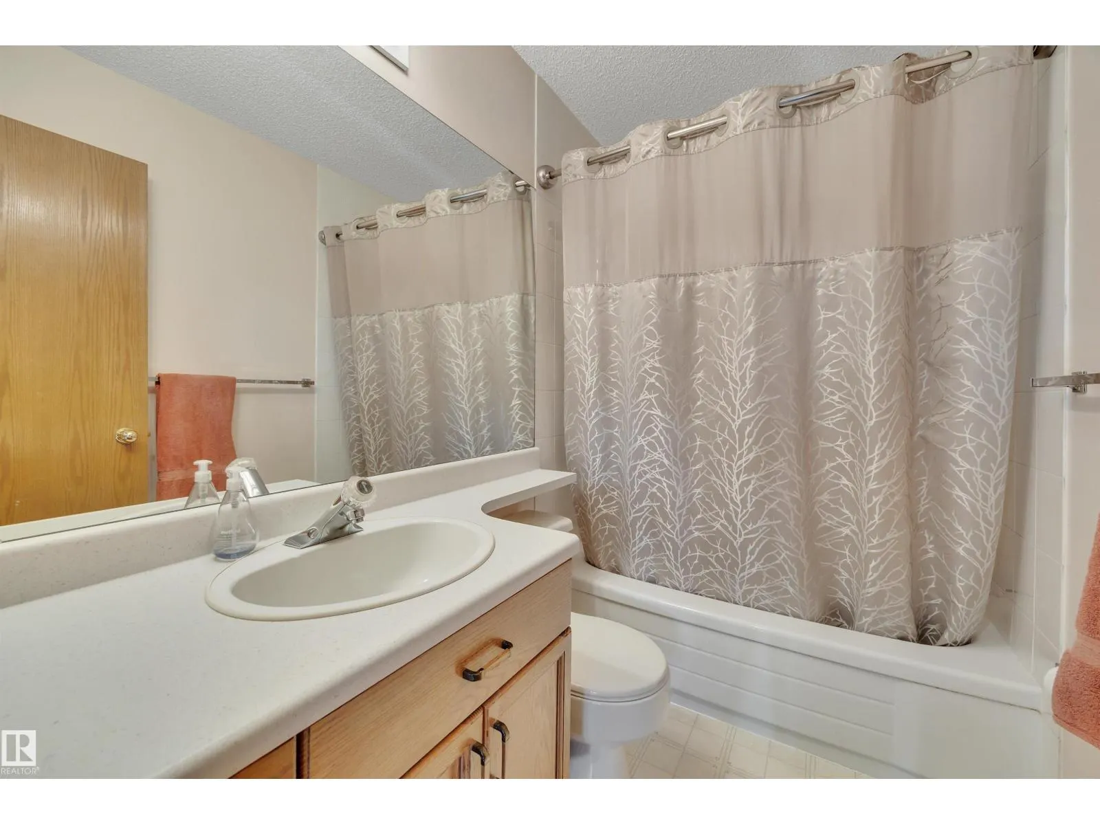 113 PIPESTONE DR