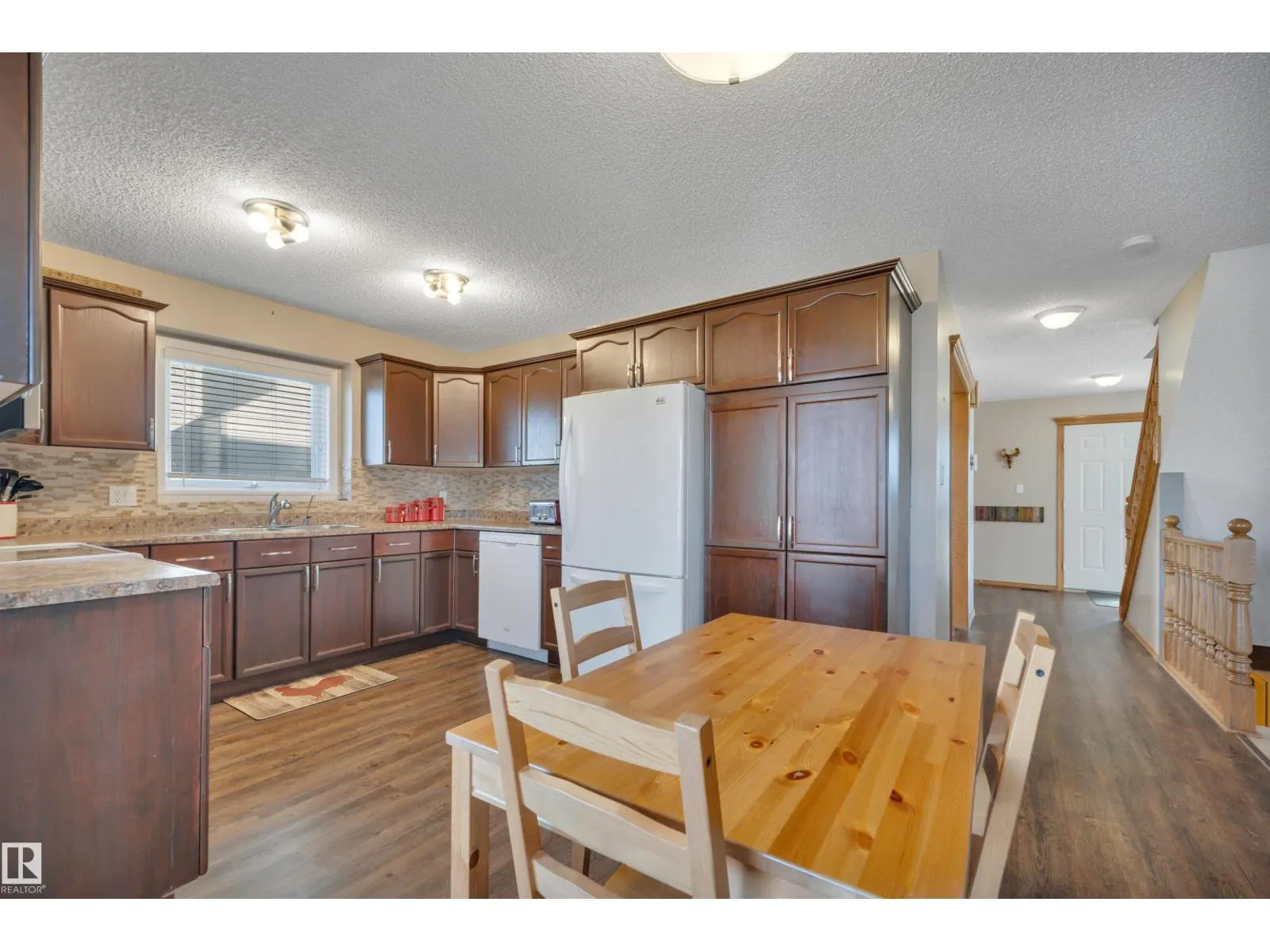 113 PIPESTONE DR